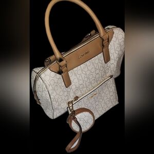 ​Calvin Klein White Monogram Satchel 3-Piece Set- Handbag, Wristlet & Coin Purse